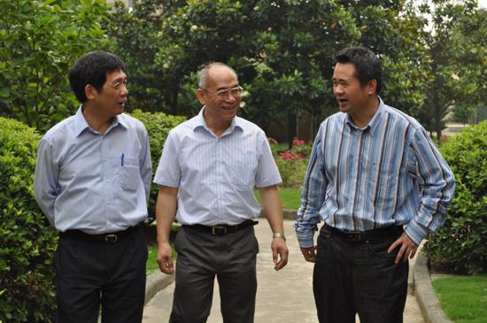 л����Ժ���Ӵ������������ѧԺ������