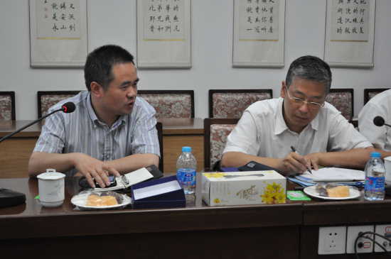 王君力副主任考察华东神学院 王君力副主任考察华东神学院