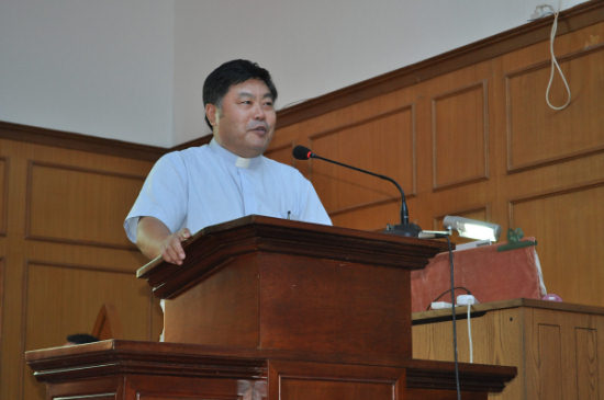 华东神学院举行新学期开学活动 华东神学院举行新学期开学活动