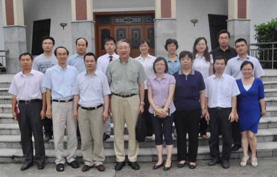 新加坡圣公会周贤正大主教访问华东神学院 新加坡圣公会周贤正大主教访问华东神学院