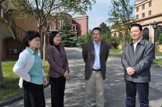 ����Э����ί�쵼�߷û�����ѧԺ