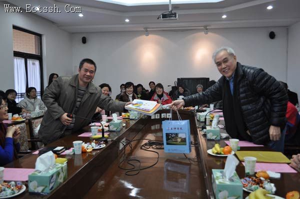 华东神学院与香港浩声赞祂咏团举行圣乐交流会 华东神学院与香港浩声赞祂咏团举行圣乐交流会