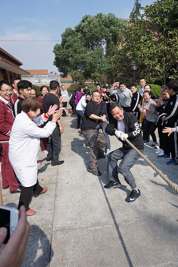 华东神学院举行第31届运动会 华东神学院举行第31届运动会