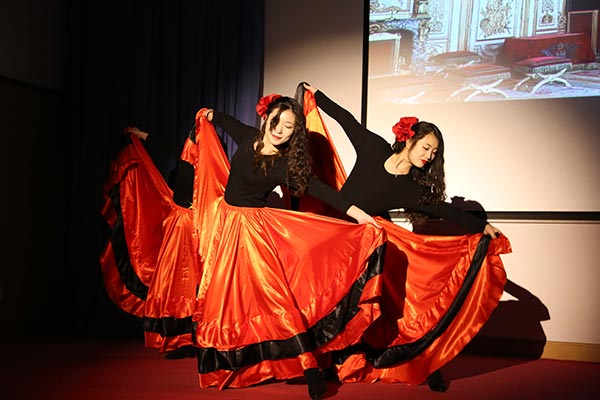 华东神学院举行2018年圣诞感恩献心圣餐礼拜 华东神学院举行2018年圣诞感恩献心圣餐礼拜