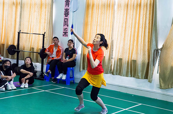 华东神学院举行第34届秋季运动会 华东神学院举行第34届秋季运动会